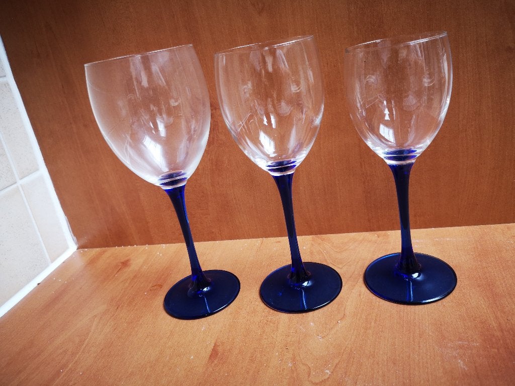 Verre, vaisselle à eau et 2 verres à vin, Enlèvement, Verre
