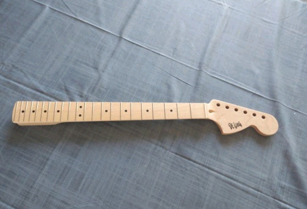 Delong strat neck big headstock Handmade (Nieuw) SUMMER SALE, Muziek en Instrumenten, Instrumenten | Onderdelen, Ophalen of Verzenden
