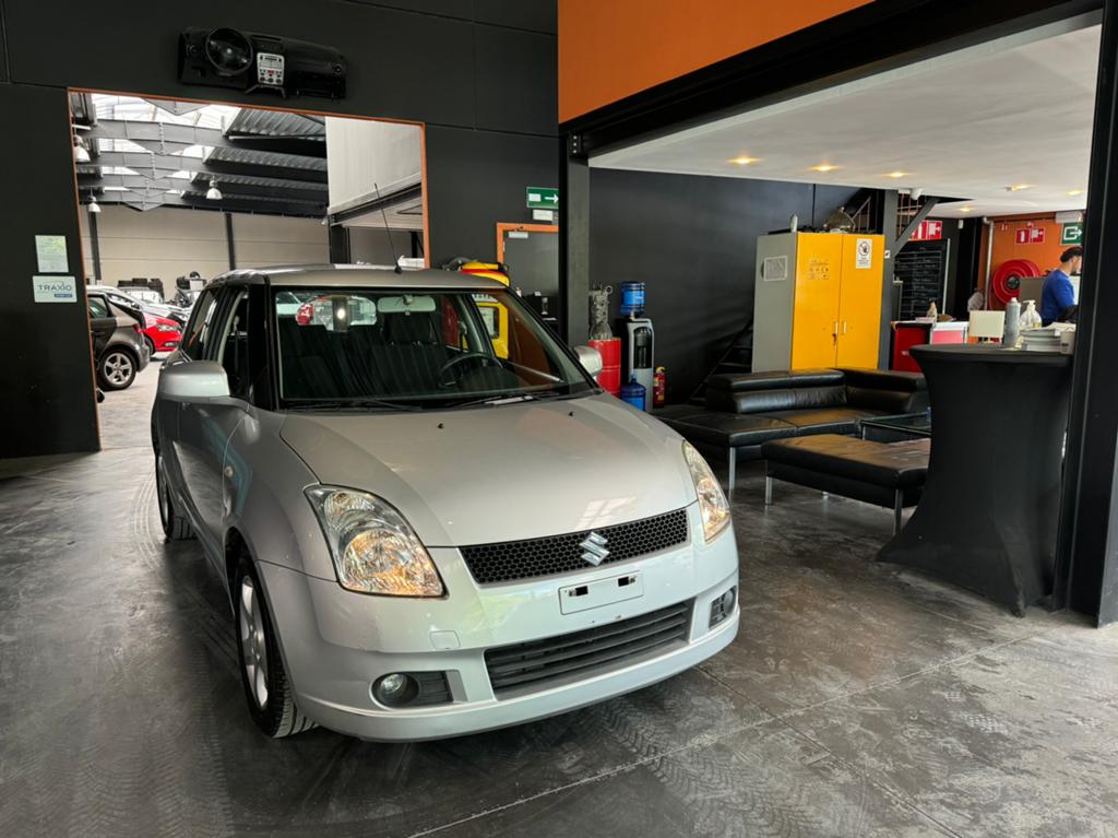 SUZUKI SWIFT, Auto's, Suzuki, Bedrijf, Te koop, Swift, Airconditioning, Boordcomputer, Centrale vergrendeling, Elektrische ramen
