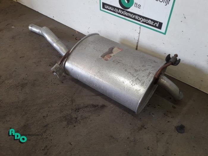 Echappement silencieux arrière d'un Ford Street Ka (Street, -, 3 mois de garantie, -, -