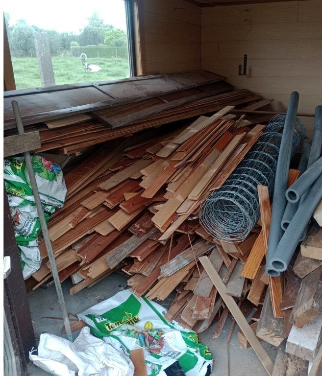 Dingend ophalen. Gratis brandhout (planchetten) +/- 3m³, Ophalen