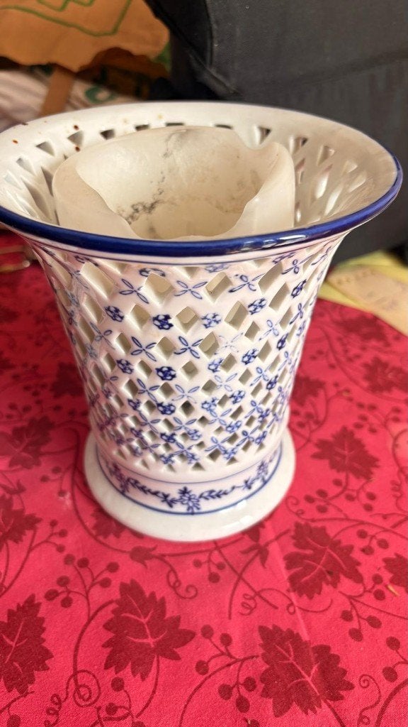 ️ Brûle-parfum / Photophore en céramique ajourée – 30 €, Antiquités & Art, Antiquités | Céramique & Poterie, Enlèvement