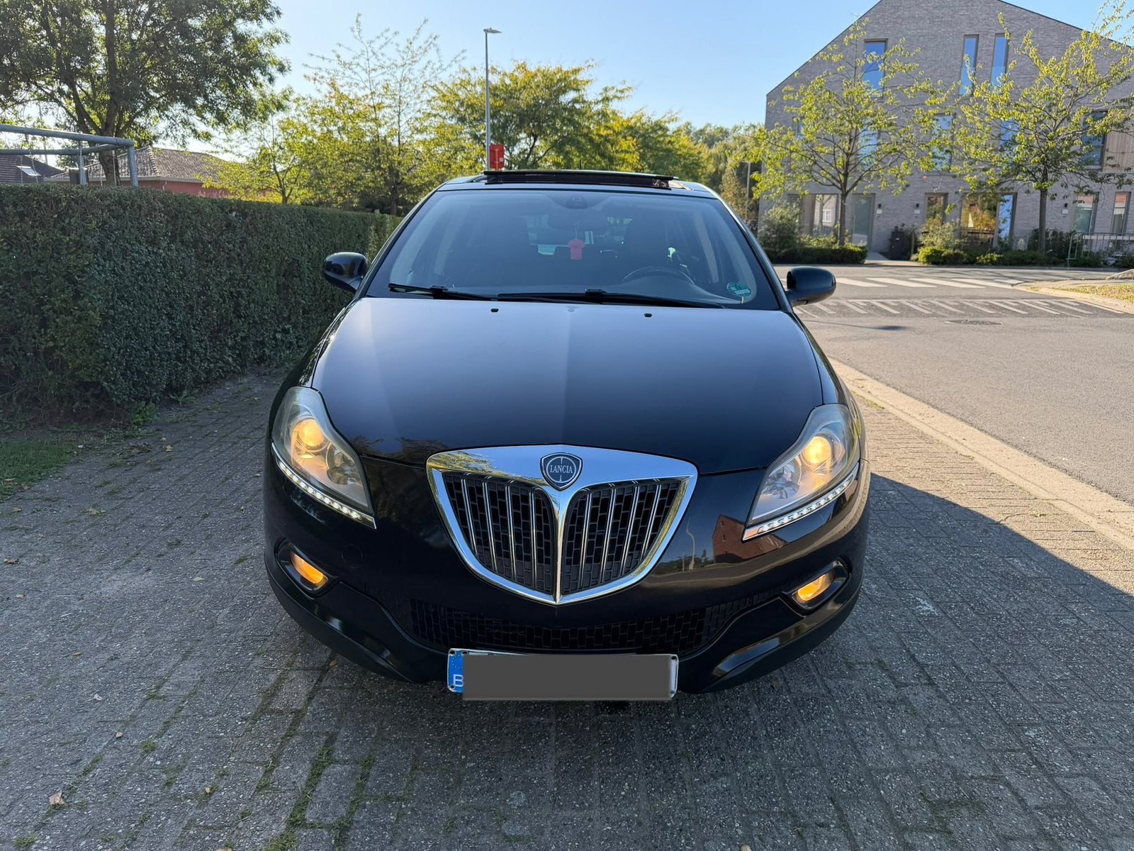 Full option Lancia Delta 1.6 Multijet Argento ! EURO 5, Autos, Achat, Entreprise, Boîte manuelle, Noir