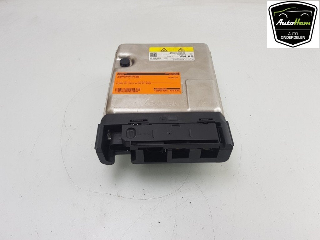 REGULATEUR DE TENSION Audi SQ7 (4MB / 4MG) (01-2016/12-2019), Utilisé, Audi