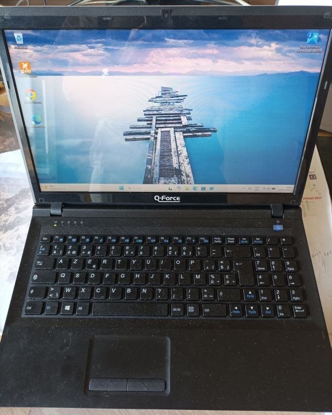 16Inch laptop Intel i5, 2 tot 3 Ghz, 8 GB, Gebruikt, 256 GB