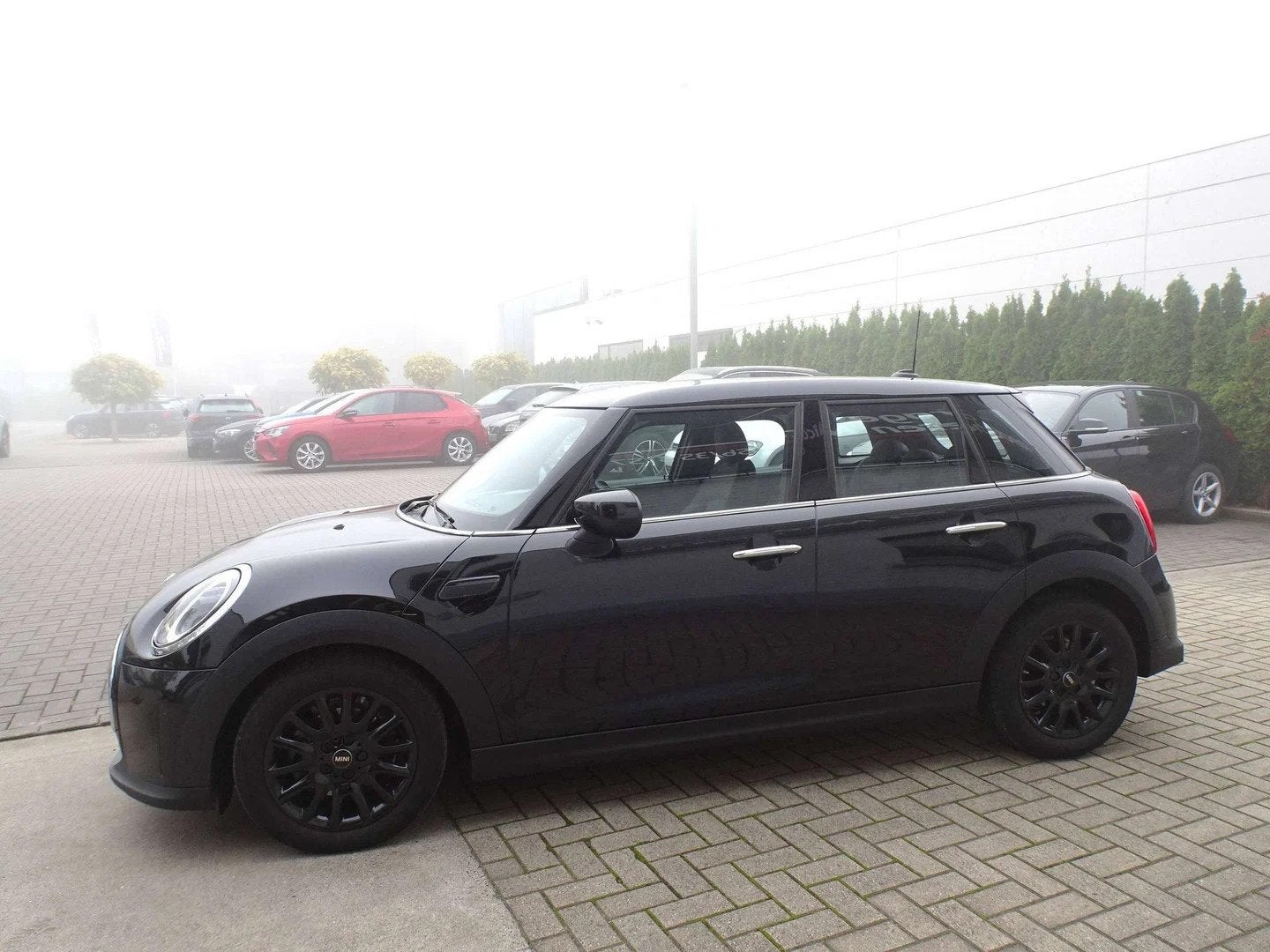 MINI Cooper 1.5iA 5d. Cooper CARPLAY,FULL LED,SPORTZETELS,UN, Auto's, Gebruikt, 136 pk, Bedrijf, 3 cilinders