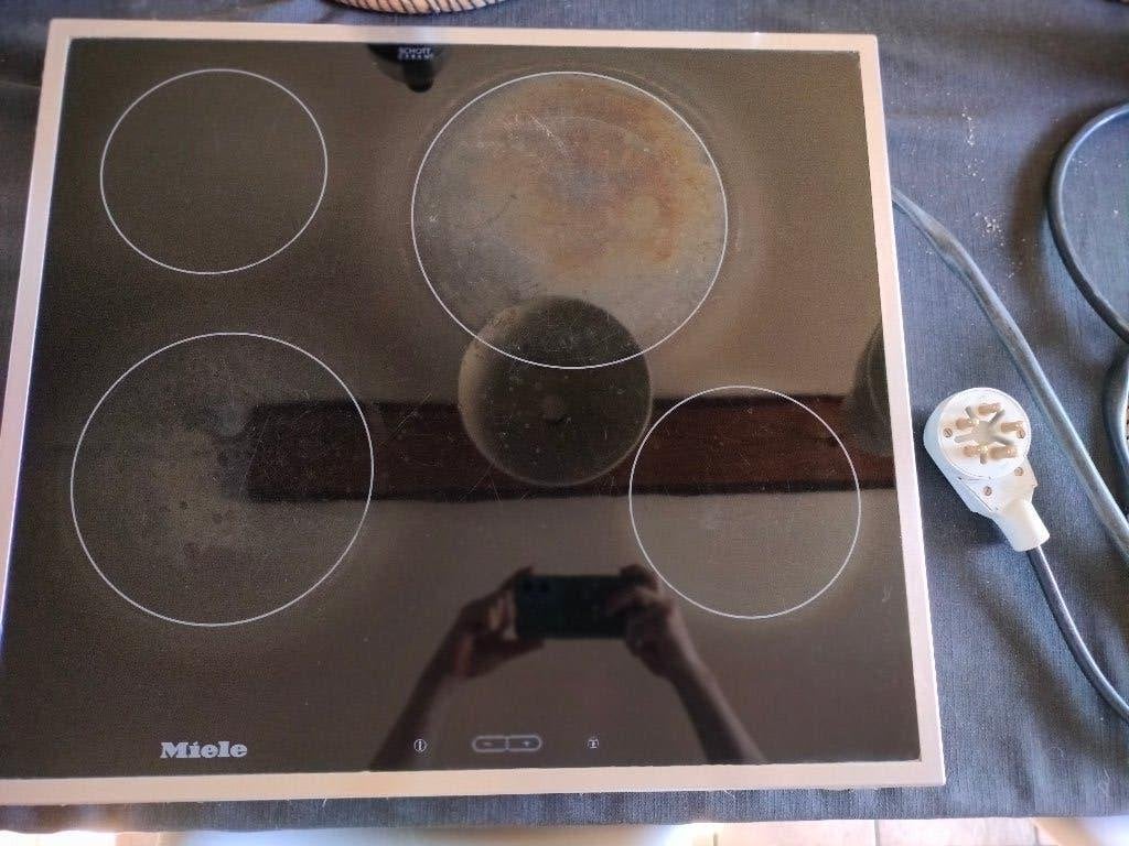 Miele - Kookplaat, Elektronische apparatuur, Ophalen, Gebruikt, 4 kookzones, Inbouw