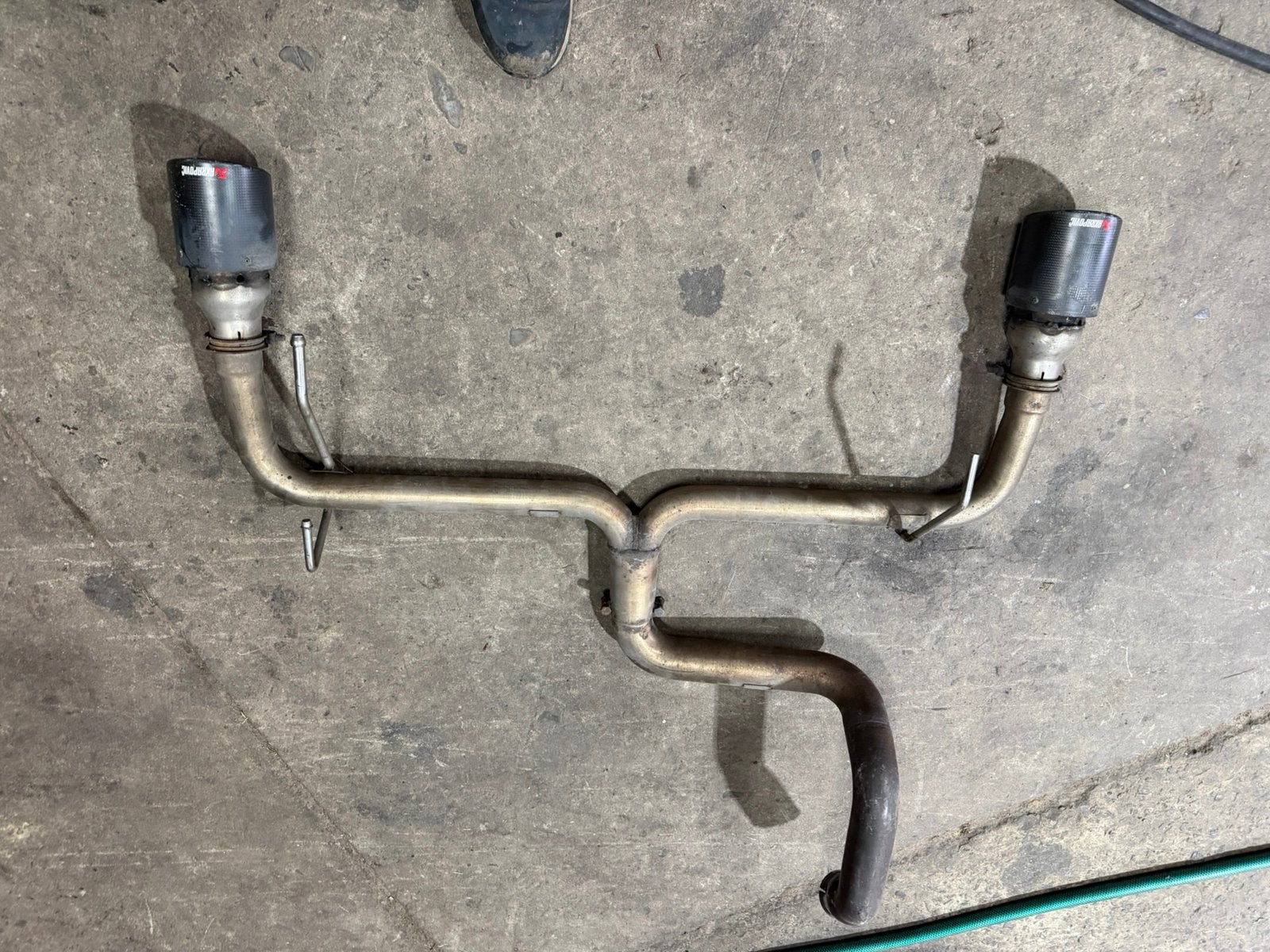 Echappement comp’et akrapovic fiat abart, Enlèvement, Fiat