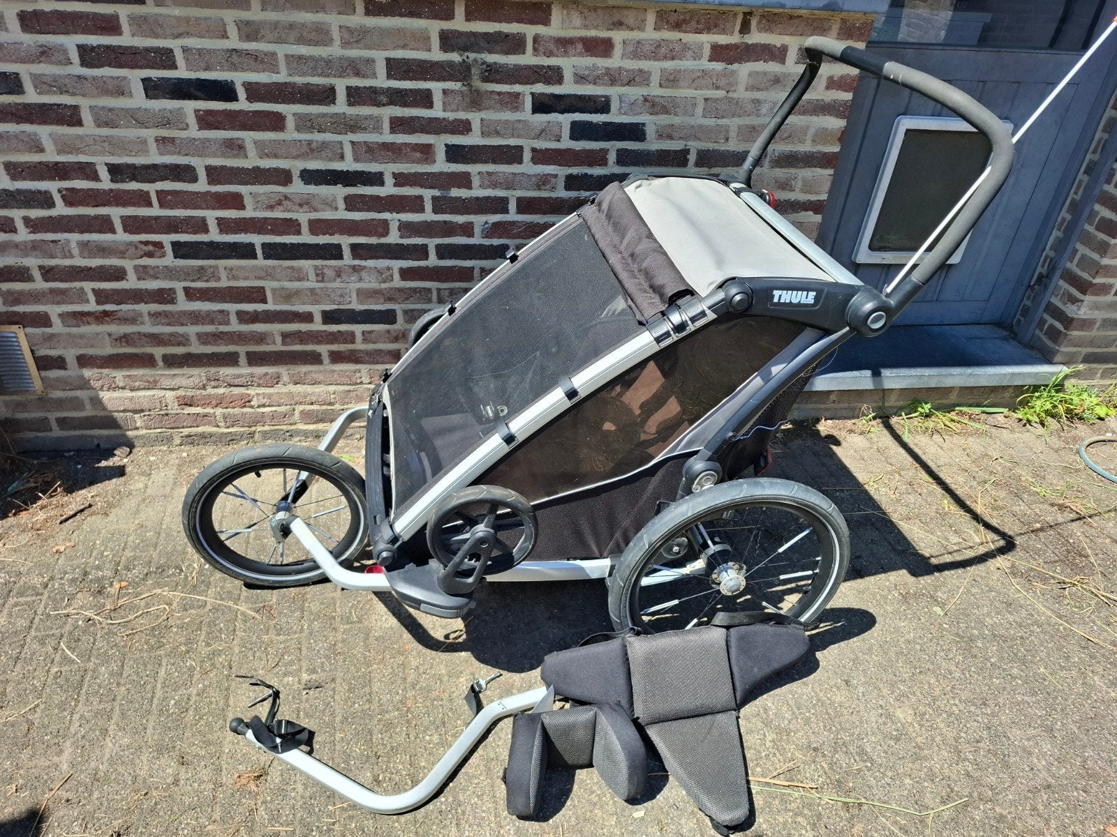 Fietskar thule/loopkar 2 kinderen, Fietsen en Brommers, Ophalen, Opvouwbaar, Zo goed als nieuw, Thule / Chariot