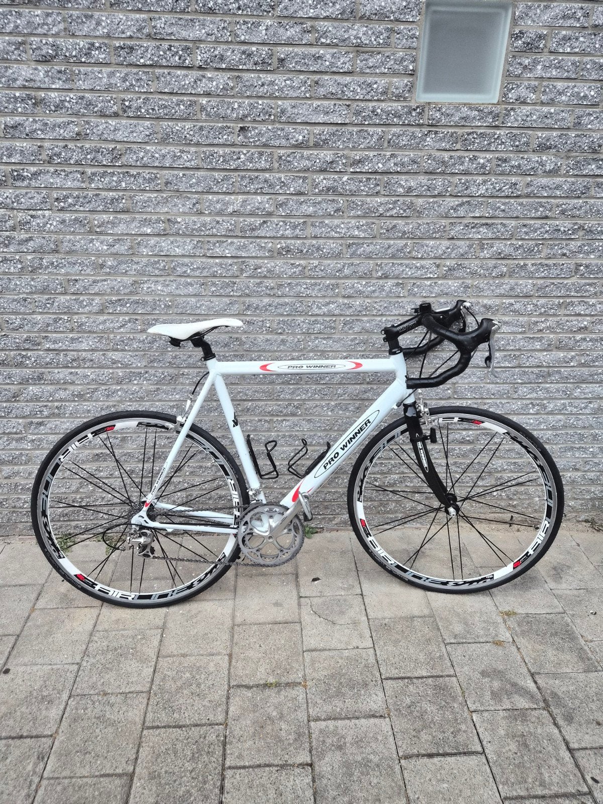 Racefiets Pro Winner, frame 58, Shimano Ultegra, rijklaar, Fietsen en Brommers, 28 inch, Aluminium, Zo goed als nieuw, 15 tot 20 versnellingen