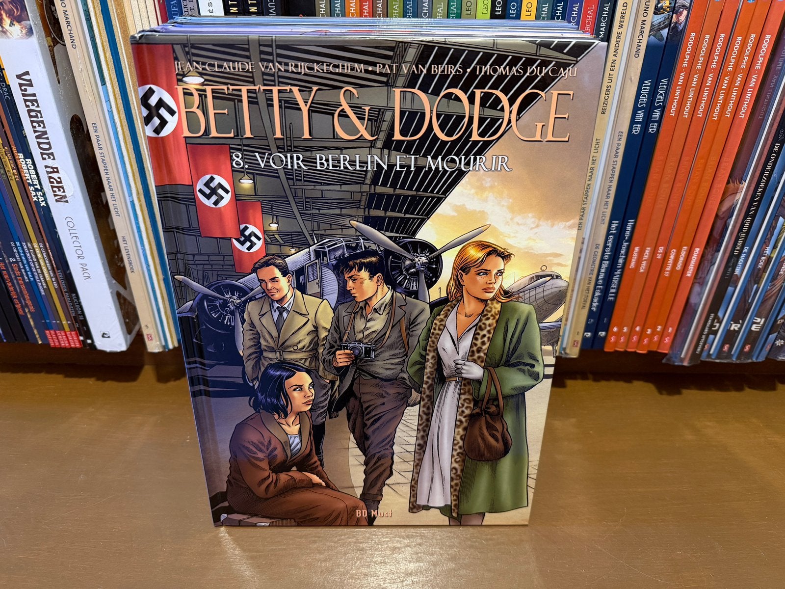 Betty & Dodge complète + design + dossier X, Livres, BD, Série complète ou Série, Enlèvement ou Envoi, Comme neuf