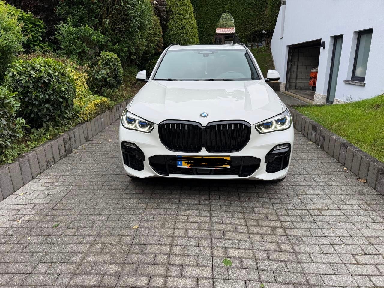 À VENDRE  BMW X5 PACK M, Autos, Achat, Carnet d'entretien, Hybride Électrique/Diesel, 5 portes