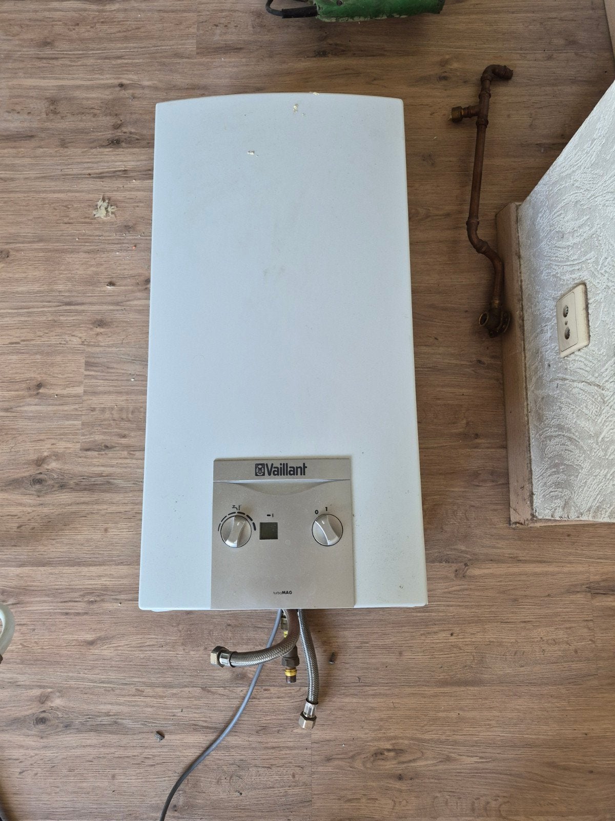 boiler doorsttomer vaillant 4l/min aardgas., Ophalen, Gebruikt, Compleet systeem