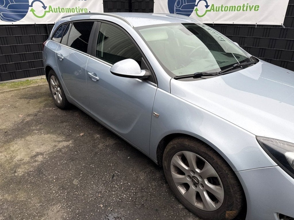 SPATBORD RECHTS VOOR Opel Insignia Sports Tourer, Auto-onderdelen, Gebruikt, Opel, Opel Automobile GmbH, Spatbord