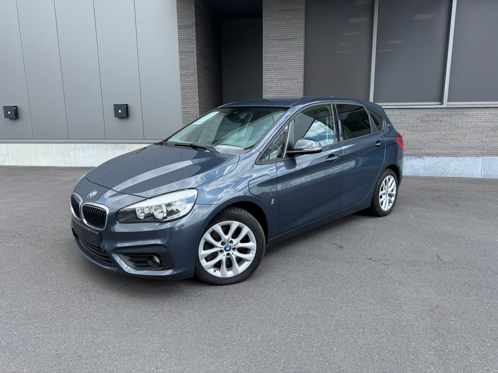 Bmw 225Xe Iperformance, Argent ou Gris, Euro 6, Entreprise, https://public.car-pass.be/vhr/52d36a1e-0a07-45d6-ac09-859db54aecff