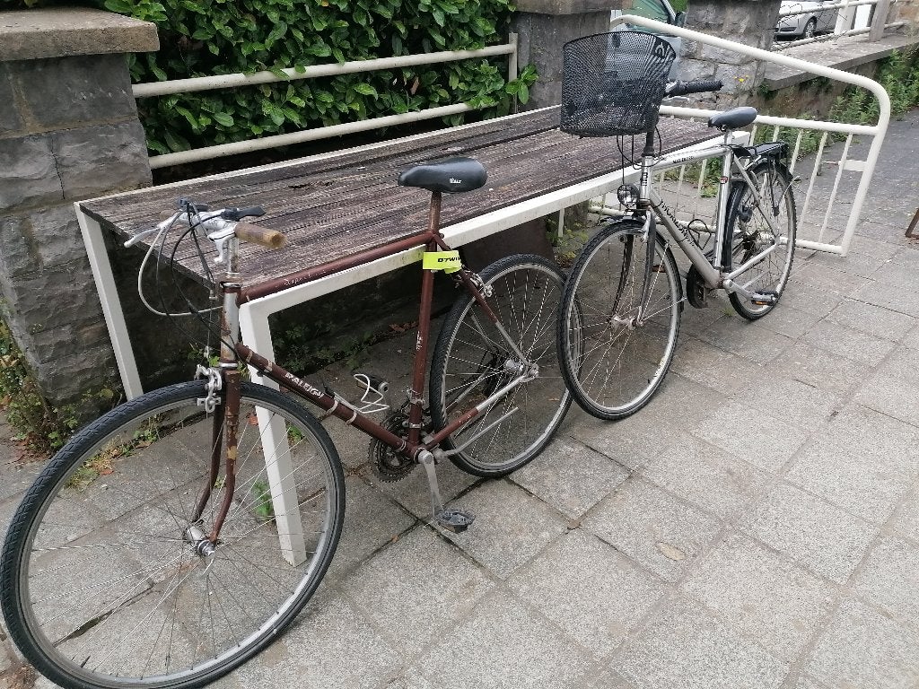 Velo, Enlèvement