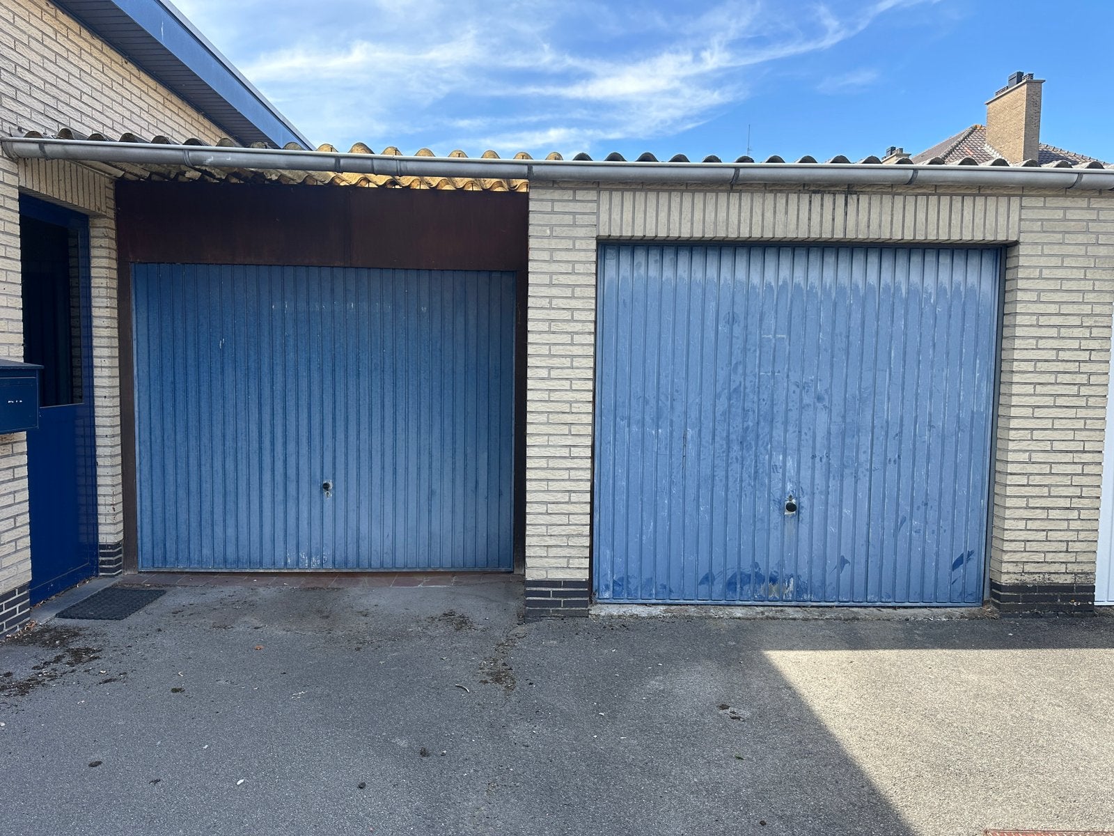 TWEE GARAGES TE KOOP – POPPERODEDRIES 42-44, 9300 AALST, Immo, Garages en Parkeerplaatsen