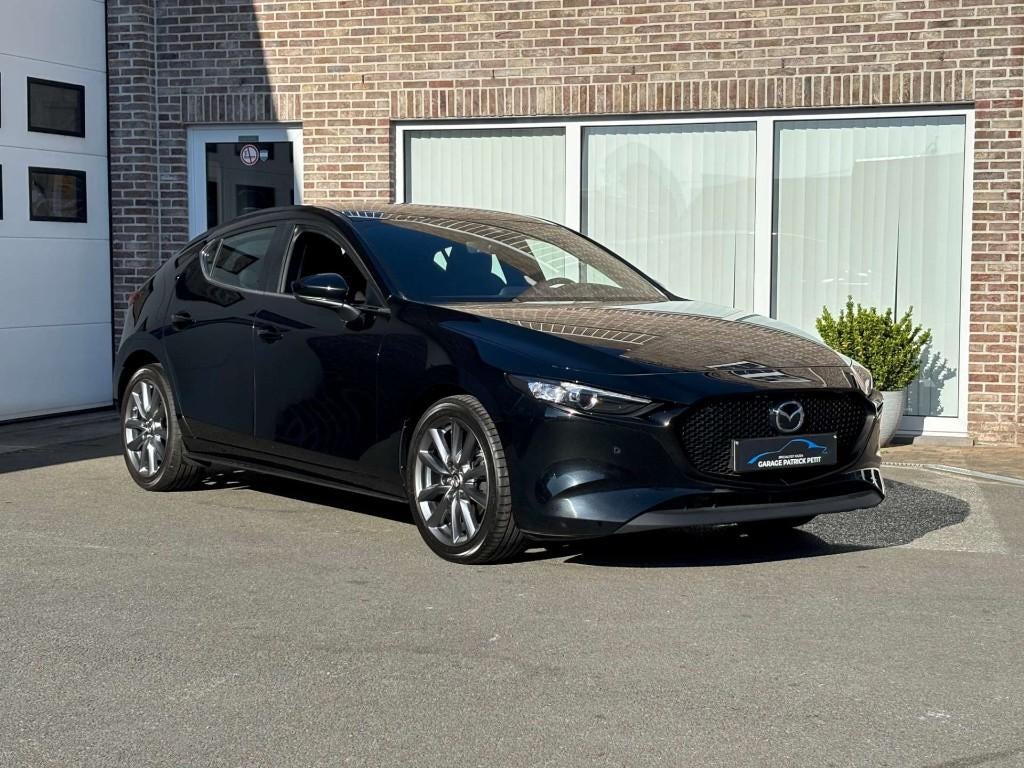 Mazda 3 2.0 M-HYBRID / Automaat / 52000km / 12m waarborg, 140 g/km, Entreprise, Entretenue par le concessionnaire, Noir