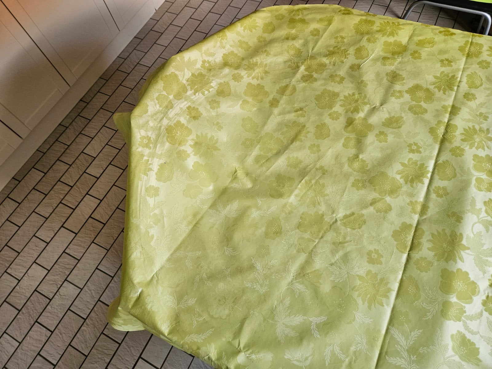 Ovale plastic tafellakens, mintgroen en wit, Ophalen of Verzenden
