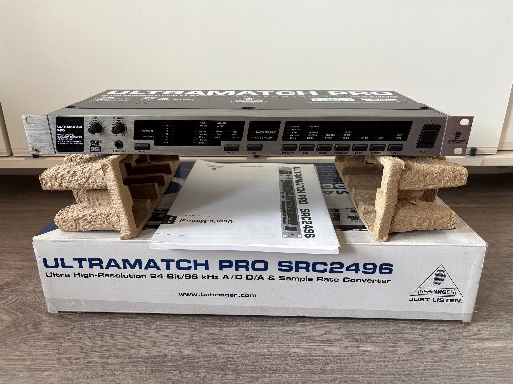 A/D-D/A converter  Ultramatch Pro SRC2496 + pre-amp, Audio, Tv en Foto, Professionele apparaten, Ophalen, Zo goed als nieuw, Audio