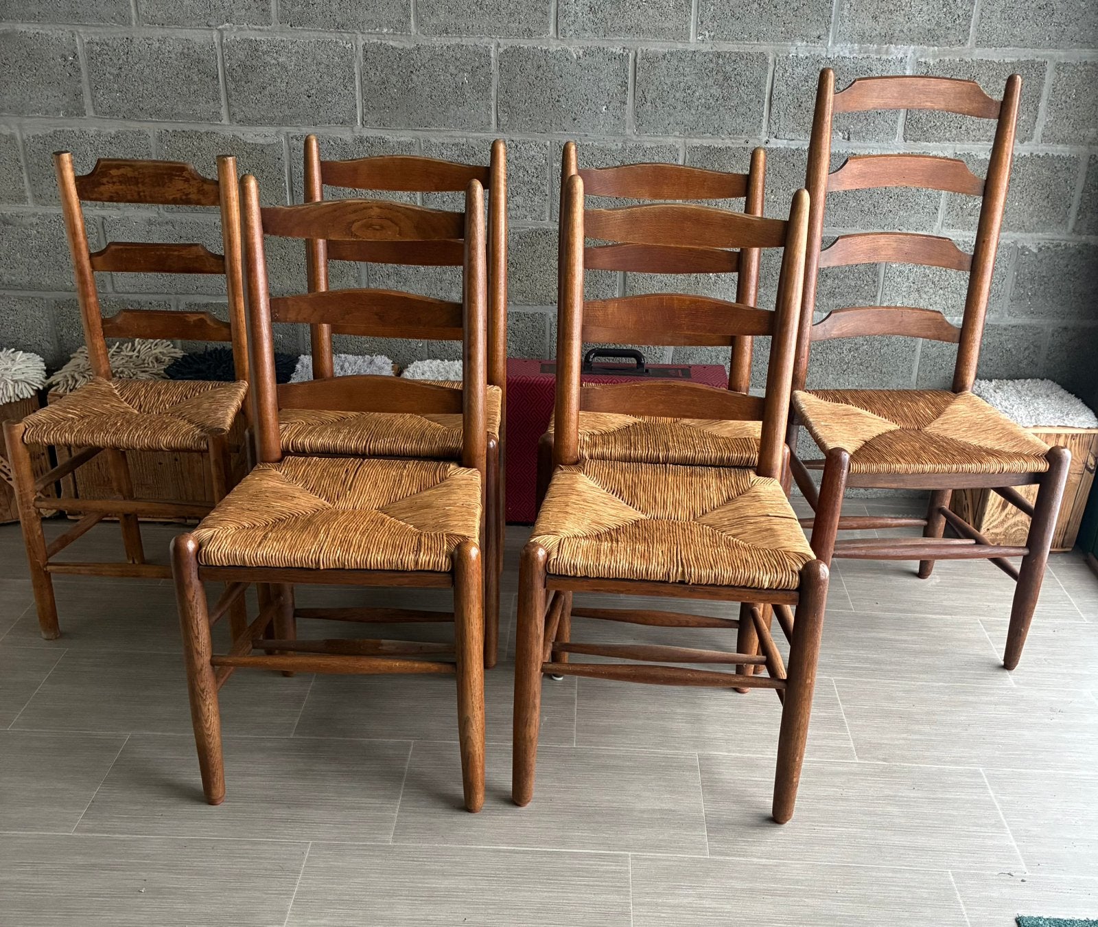 Stoelen met rieten zitting, Gebruikt, Bruin, Hout, Vijf, Zes of meer stoelen