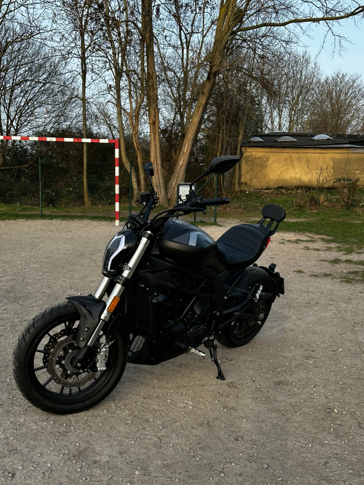 Benelli 502c, 2 cilinders, Occasion, ABS, Particulier