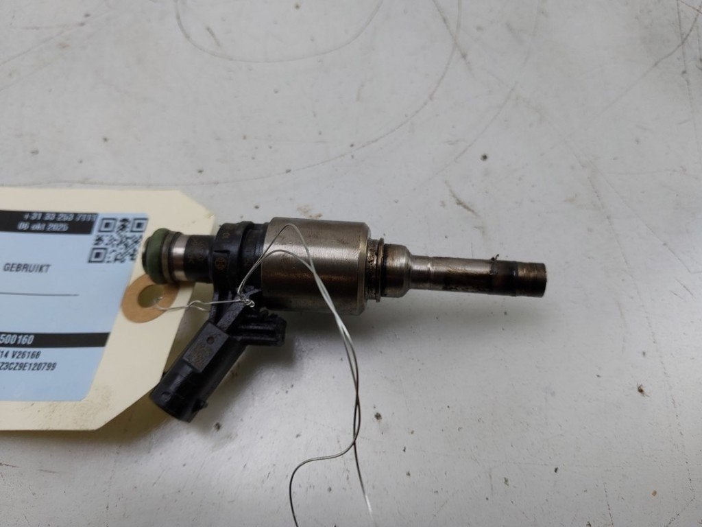 INJECTEUR Volkswagen Passat Variant (3C5) (01-2005/11-2010), Robert Bosch AG, Volkswagen, Utilisé, Robert-Bosch-Allee 1
74232  Abstatt, DE