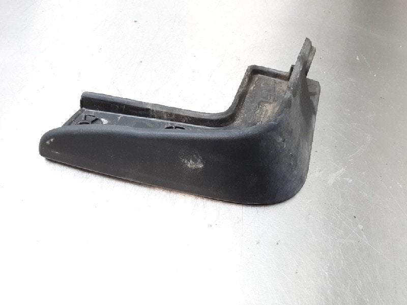 BAVETTES Hyundai i20 (GBB) (01-2014/08-2020) (|86831C8700|), Autos : Pièces & Accessoires, Utilisé, Hyundai, Garde-boue