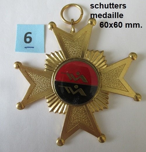 mooie ster medaille schietsport 60x60 mm., Postzegels en Munten, Penningen en Medailles, Overige materialen, Ophalen of Verzenden