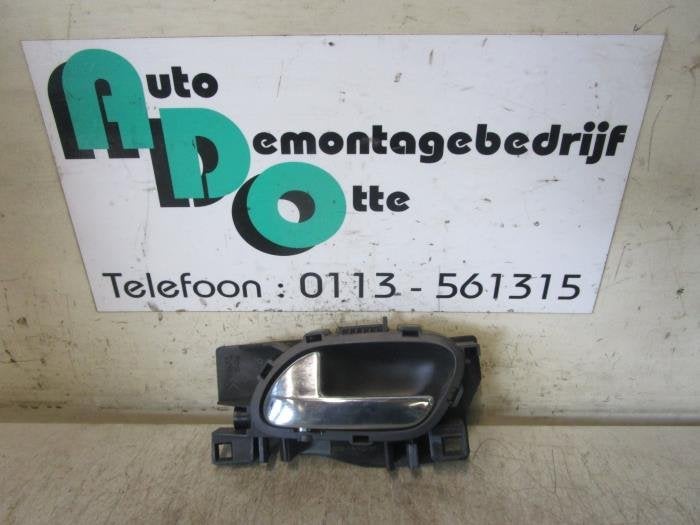 Poignée portière 4portes arrière gauche d'un Peugeot 207, Autos : Pièces & Accessoires, -, 3 mois de garantie, Utilisé, -