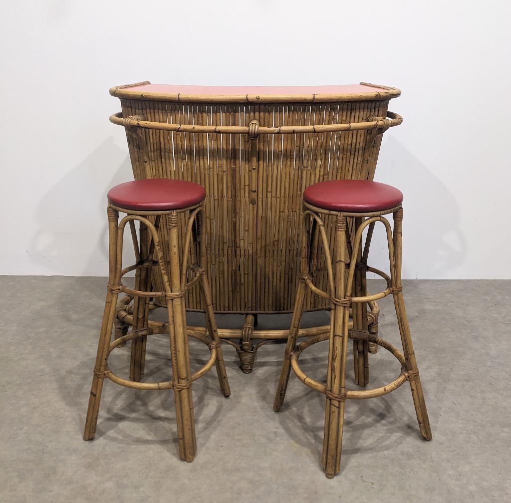 Bar vintage en bambous et deux tabourets., Enlèvement