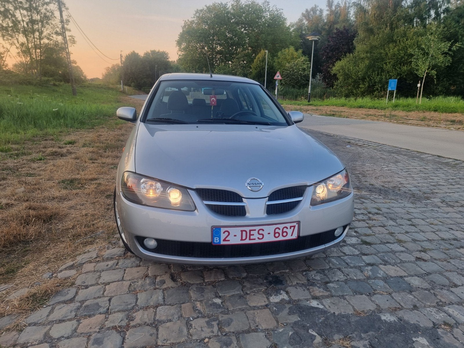 Nissan ALMERA benzine bouwjaar 07-11-2005 motor 1.5 km, Autos, Alfa Romeo, Achat, Particulier, Euro 4, Essence