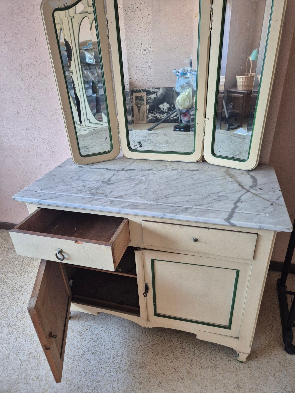 Vintage dressoir met marmeren blad en spiegel – karaktervol, Huis en Inrichting, Ophalen, Gebruikt, 100 tot 150 cm, Vintage/marmer