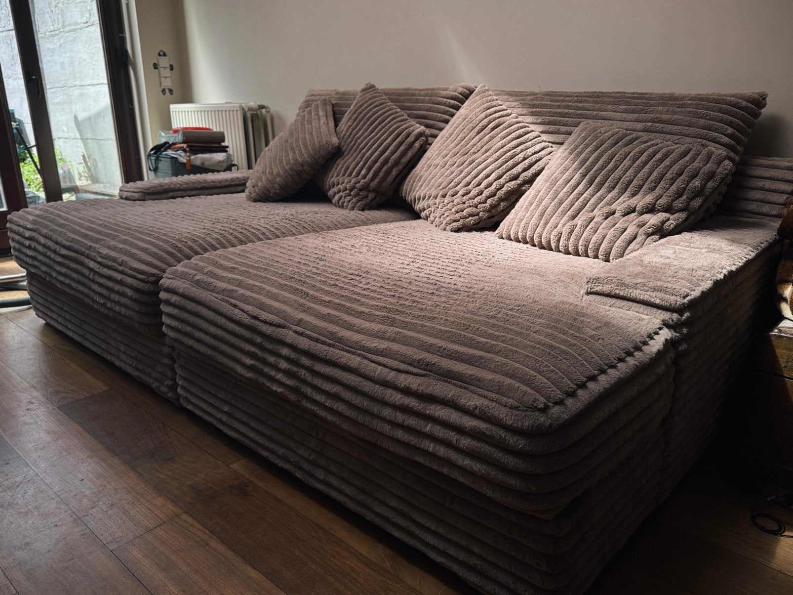 Canapé XL Design, Quatre personnes ou plus, Comme neuf, Synthétique, Enlèvement