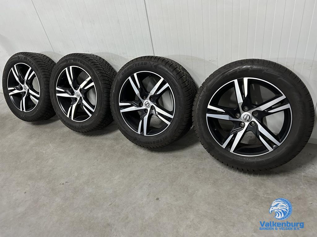 6-7mm! Originele Volvo XC40 5-Double Spoke Matt Black Diamon, 18 inch, Gebruikt, -, -