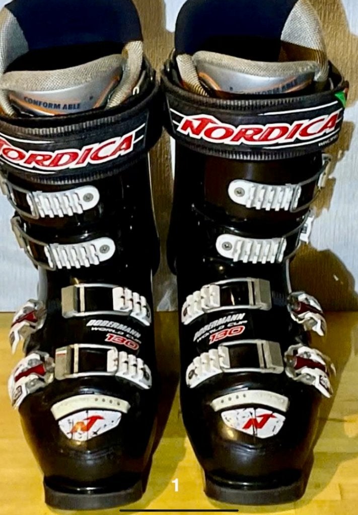 Nordica Dobermann WC 130 Skibotten 25 (EU 39), Ophalen, Schoenen, Zo goed als nieuw, Nordica