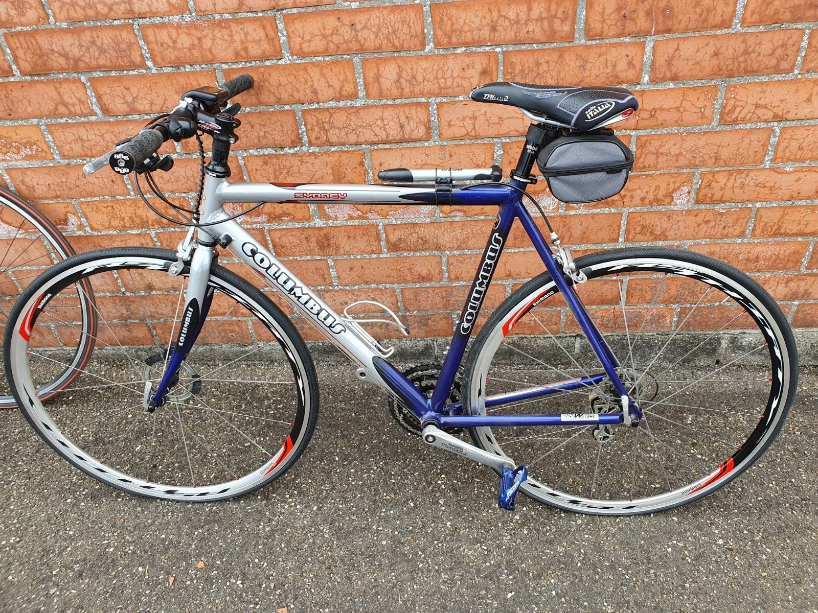 Sportfiets met toebehoren, 26 inch, 10 tot 15 versnellingen, Velgrem, Zo goed als nieuw