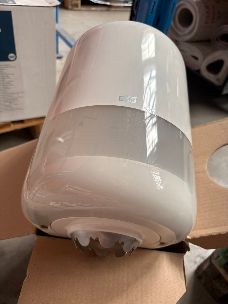 12x Tork M2 CentreFeed Dispenser – Papierrolhouder, Ophalen of Verzenden, Gebruikt, Reinigen