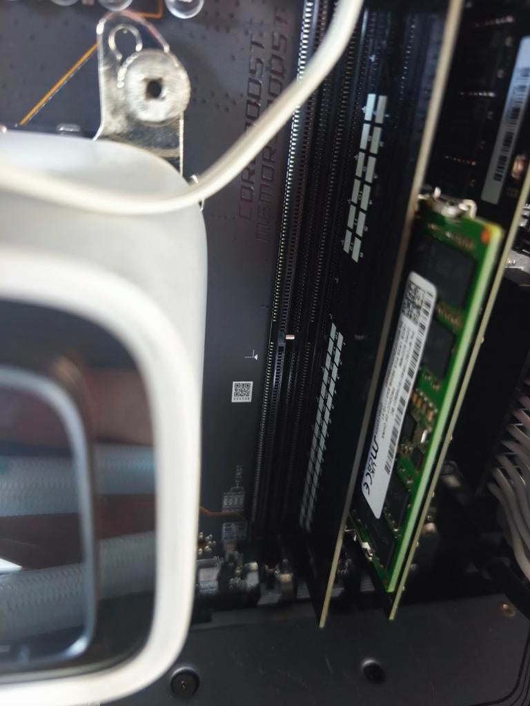 16gb sodimm ddr5 met adapter naar dimm, Computers en Software, RAM geheugen, Ophalen, DDR5