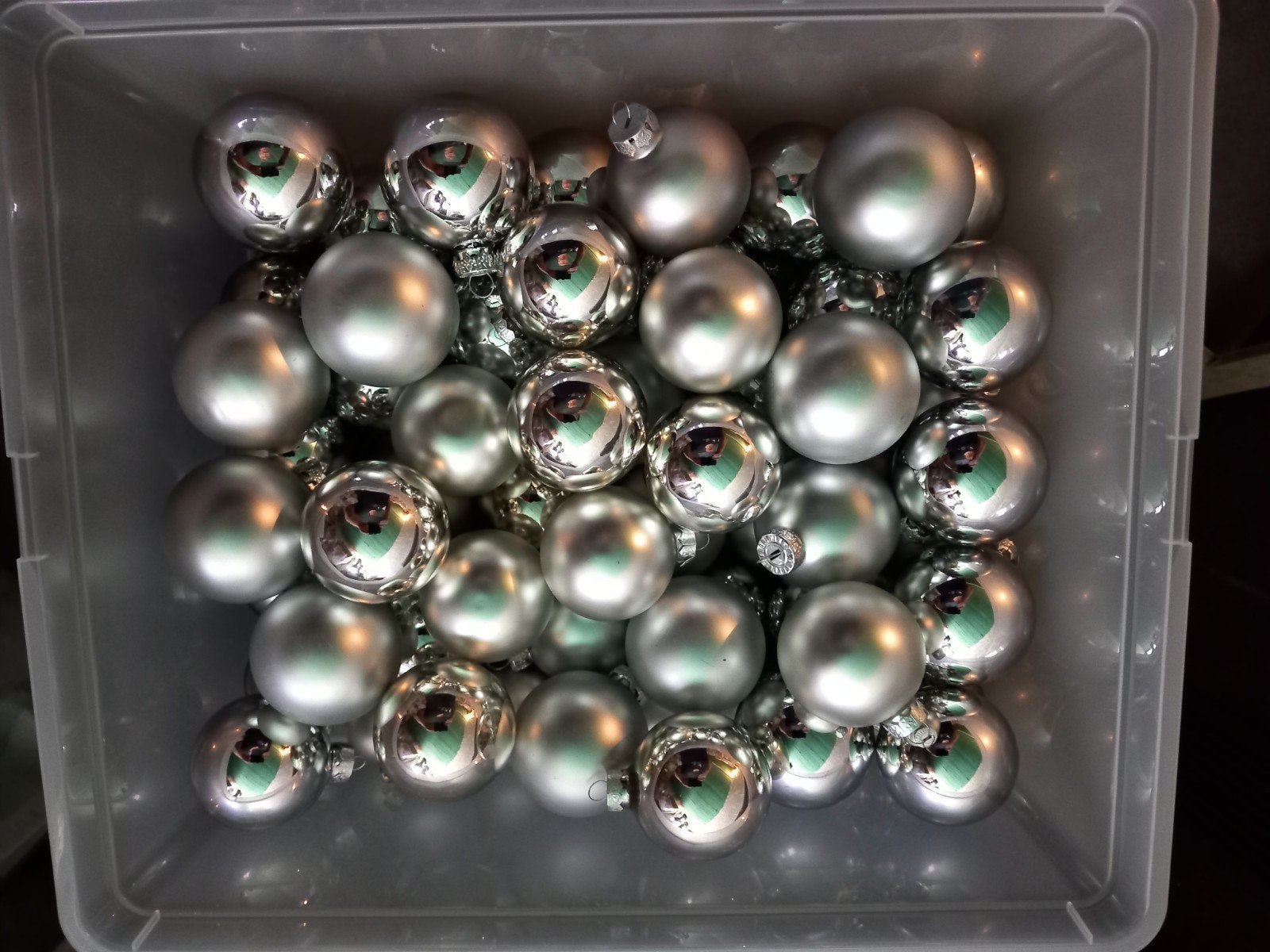 Boule de Noël en verre plusieurs coloris très bon état, Divers, Enlèvement
