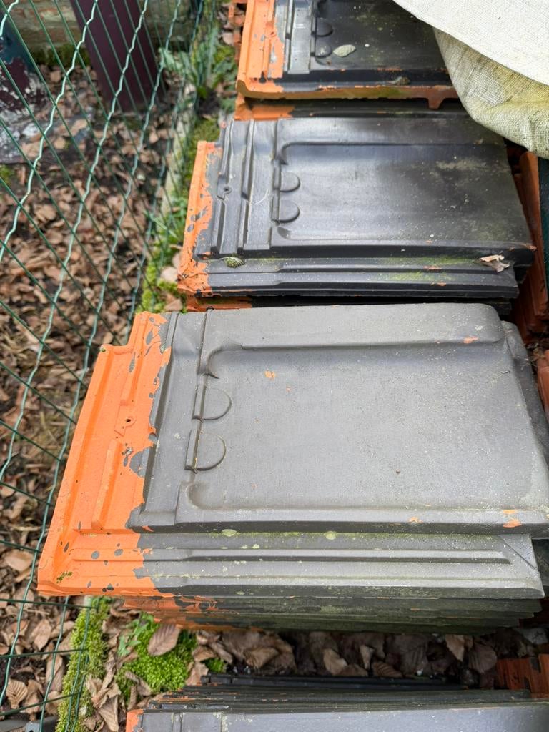 TTR dakpannen, Doe-het-zelf en Bouw, Dakpannen en Dakbedekking, Ophalen, Zo goed als nieuw, Dakpannen