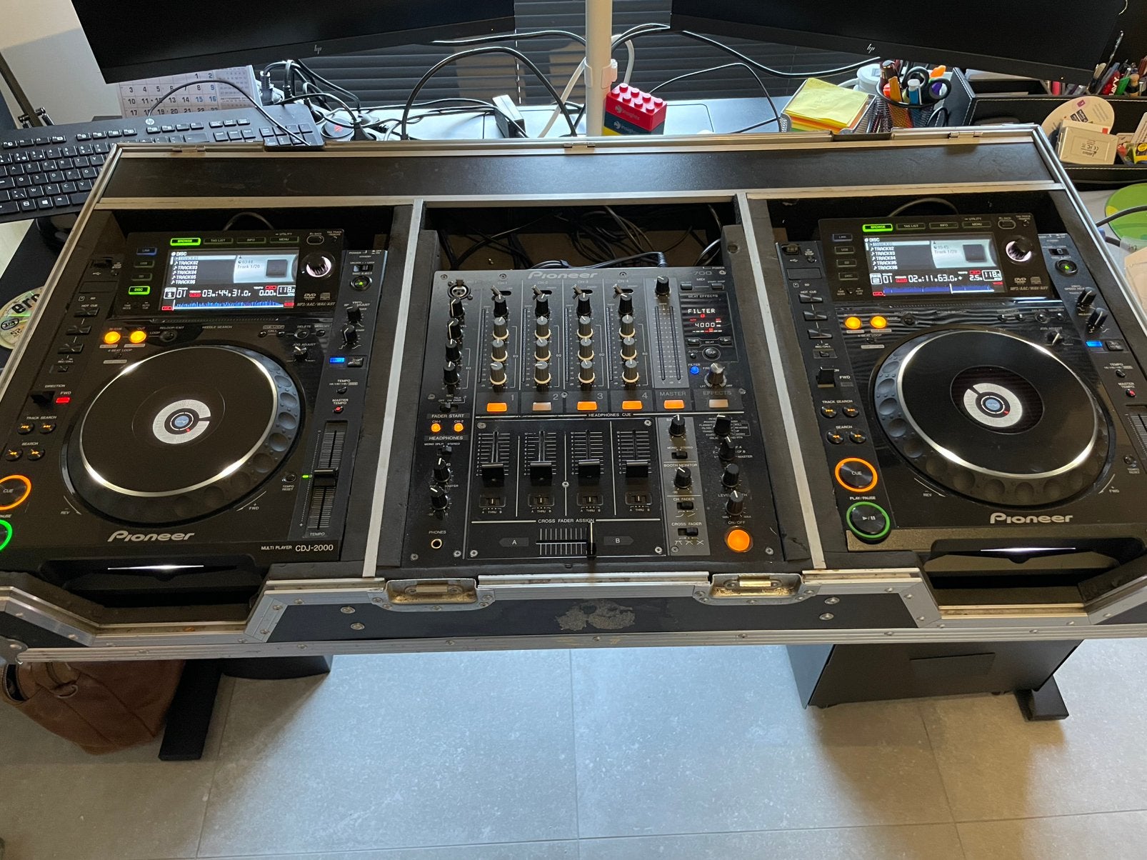 2 x Pioneer CDJ 2000 en Pioneer DJM 700 in flightcase, Muziek en Instrumenten, Ophalen, Gebruikt, Dj-set, Pioneer