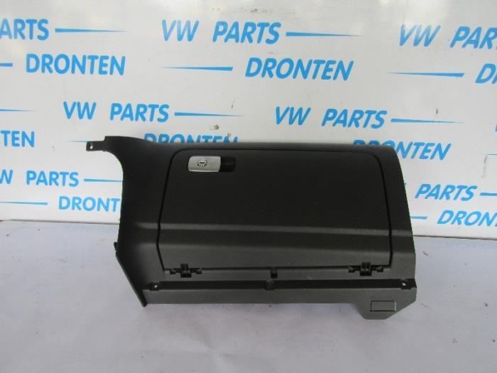 Boîte à gants d'un Volkswagen Jetta, Volkswagen, -, 3 mois de garantie, Utilisé