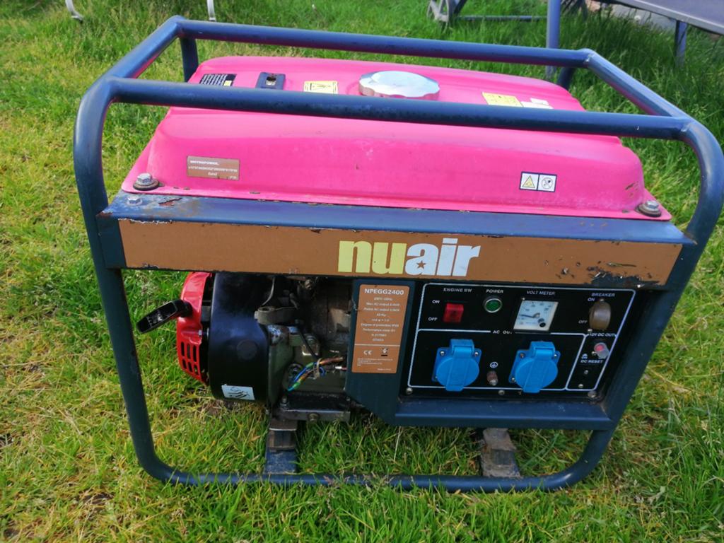 Stroomgroep NUAIR om na te kijken, Doe-het-zelf en Bouw, Aggregaten, Ophalen, Gebruikt, Minder dan 5 kVA, Benzine