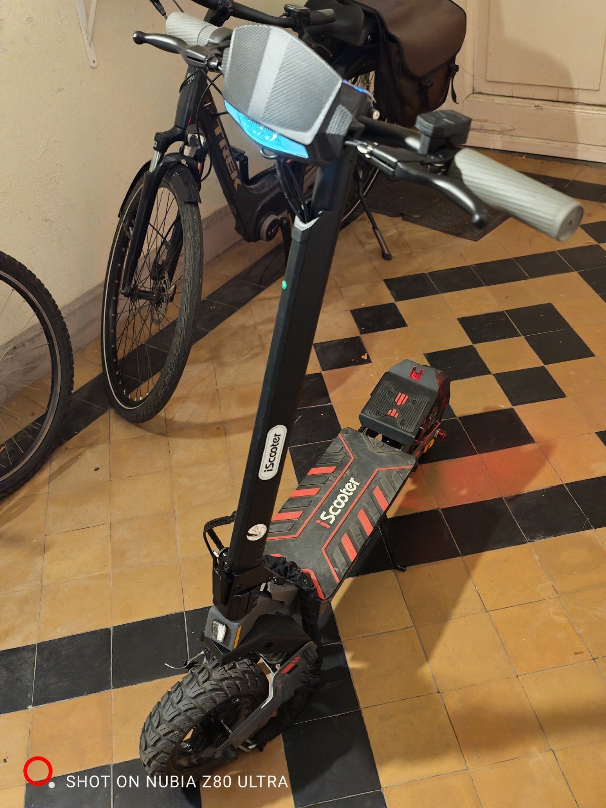 iScooter iF1 elektrische step – 301 km, Fietsen en Brommers, Ophalen, Zo goed als nieuw, Elektrische step (E-scooter), Iscooter