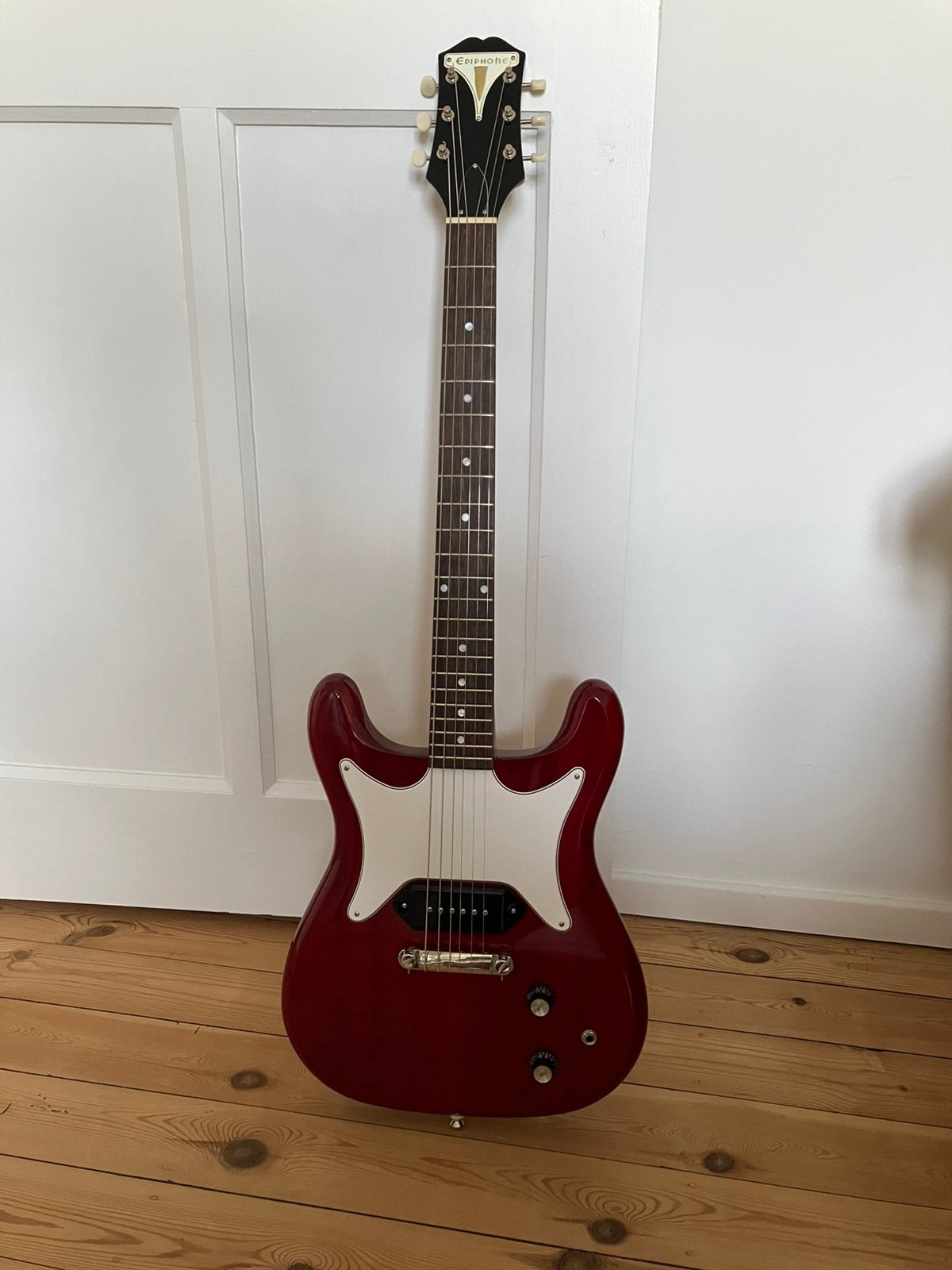 Epiphone coronet, Musique & Instruments, Instruments à corde | Guitares | Électriques, Enlèvement, Comme neuf, Epiphone