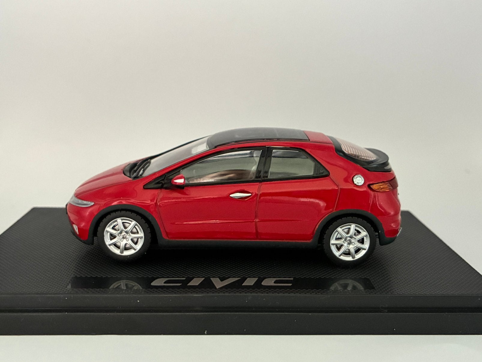Honda Civic 5drs Hatchback MK8 (Type FK) 2006 - Ebbro, Hobby en Vrije tijd, Modelauto's | 1:43, Verzenden, Nieuw, Auto, Overige merken