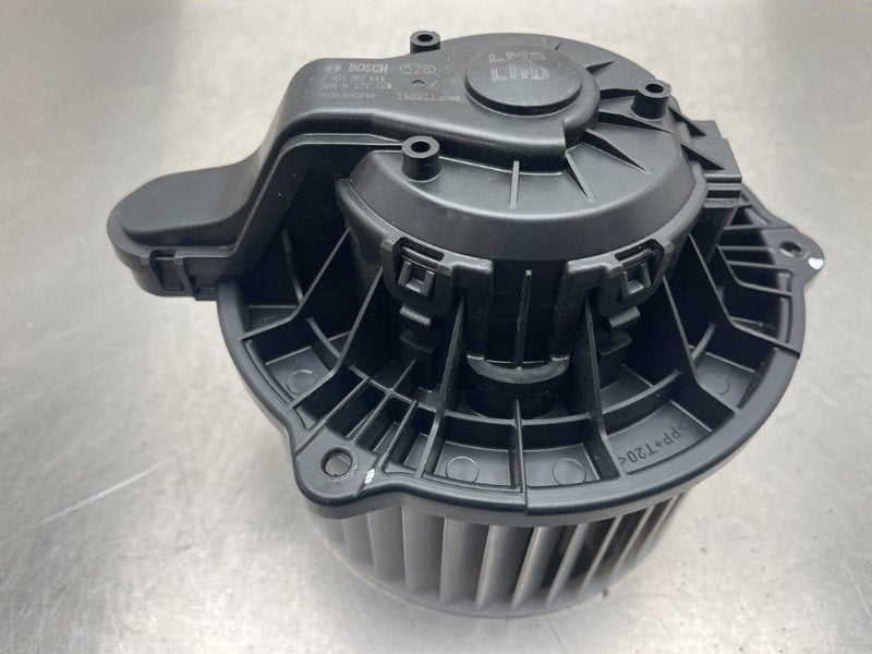 VENTILATEUR RADIATEUR MOTEUR Kia Sportage (SL), Kia, Dhr. M. Roggen, Stadsweg 37 37
9917 PV  WIRDUM GR., NL, Utilisé