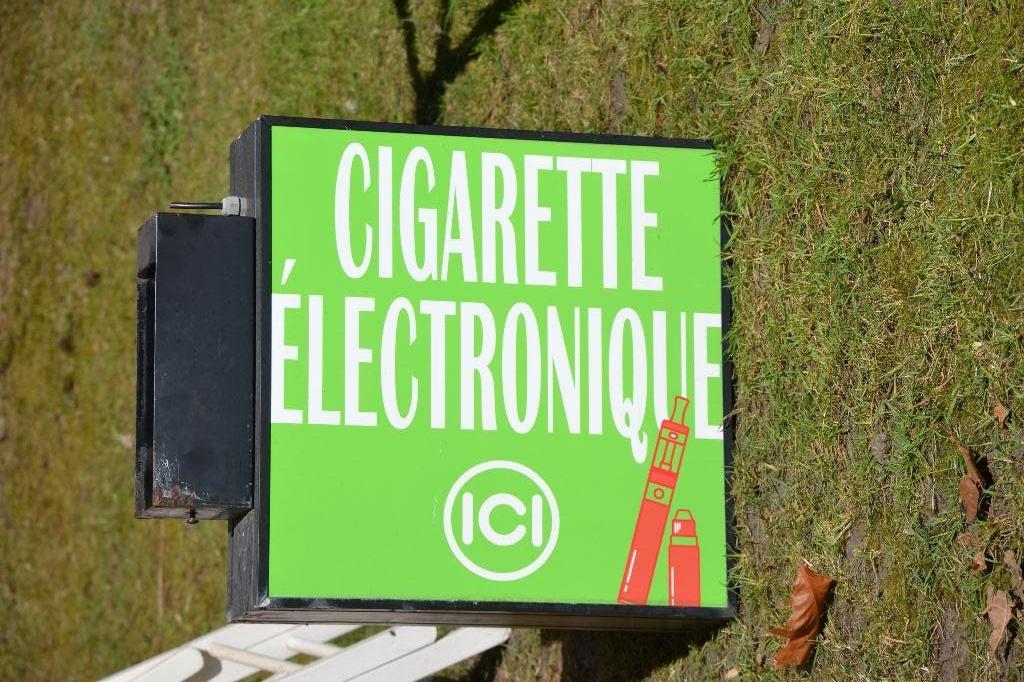 lichtreclame, Ophalen, Gebruikt, Lichtbak of (neon) lamp