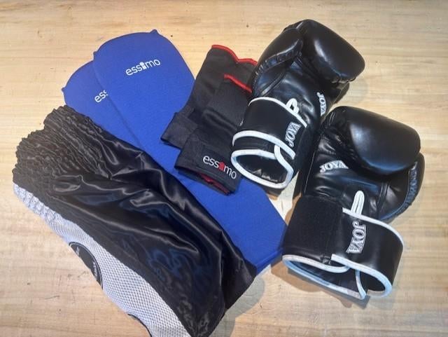 boks, Sport en Fitness, Ophalen, Zo goed als nieuw, Bokshandschoenen